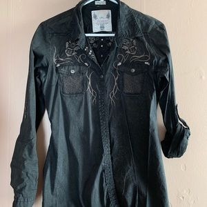 Roar Black Button up